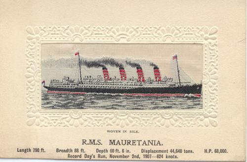 Ocean liner with four funnels and two masts